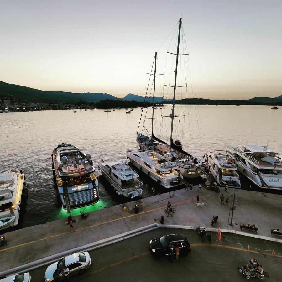 The Manessi City Boutique Hotel Poros Town ภายนอก รูปภาพ